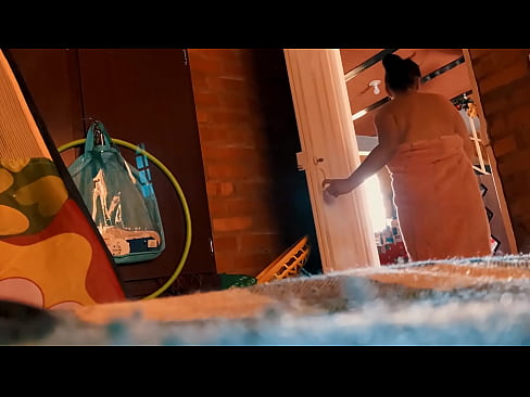 ❤️ আমার চাচা ঝরনা মধ্যে আমাকে অনুসরণ, তিনি আমাকে fucks যখন আমি একটি গোসল নিতে. গুণমান পর্ণ ❤
